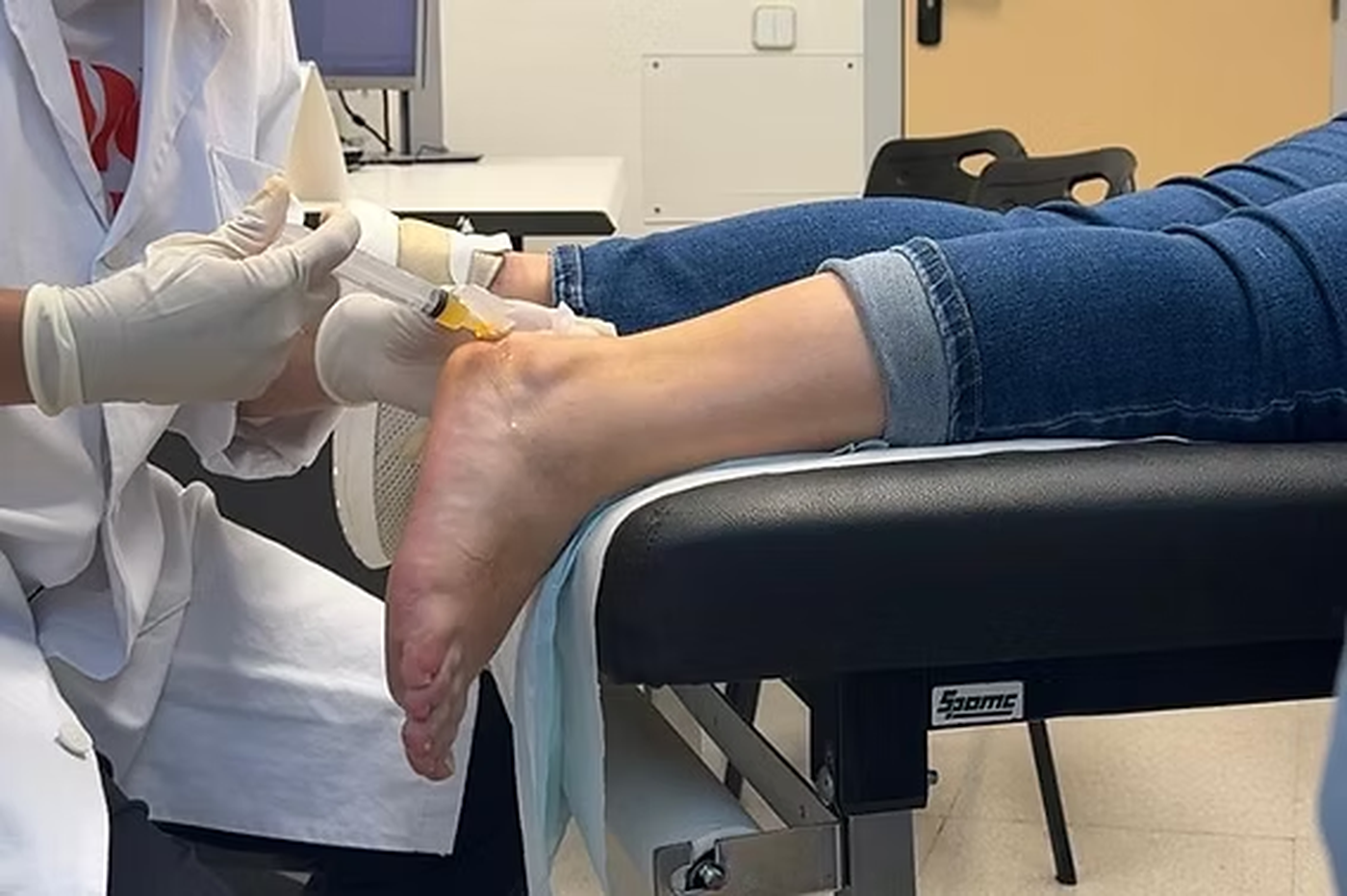 Julián Álvarez se hará un tratamiento con plasma rico en plaquetas.
