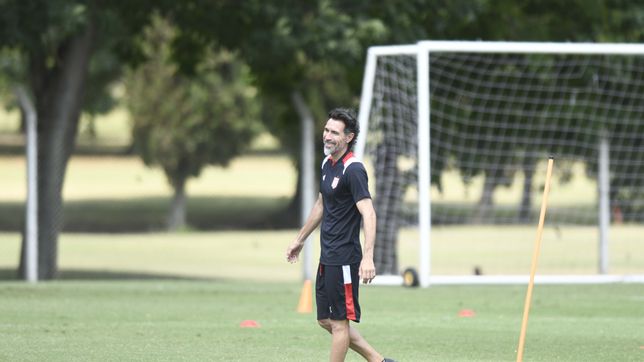 dominguez tiene un regreso esperado y recupera a un jugador clave ante riestra