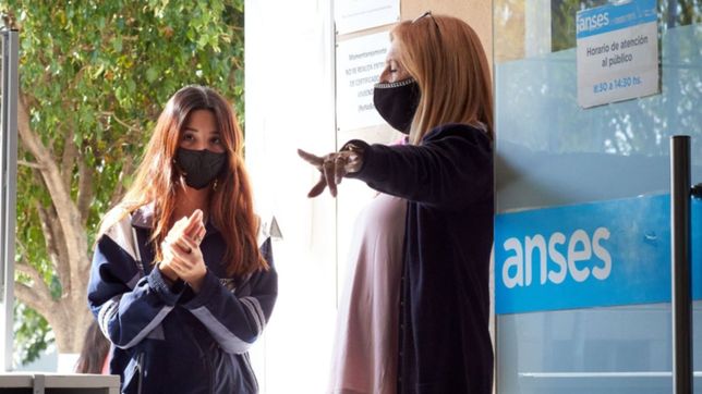 ¿a quienes alcanzaria y que monto tendria el nuevo ife que estudia el gobierno?