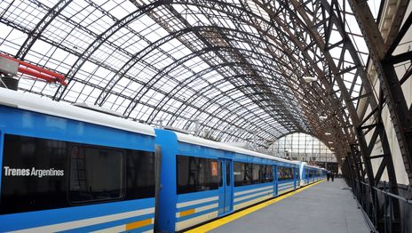 La Fraternidad levantó el paro y el sábado los trenes circularán con normalidad