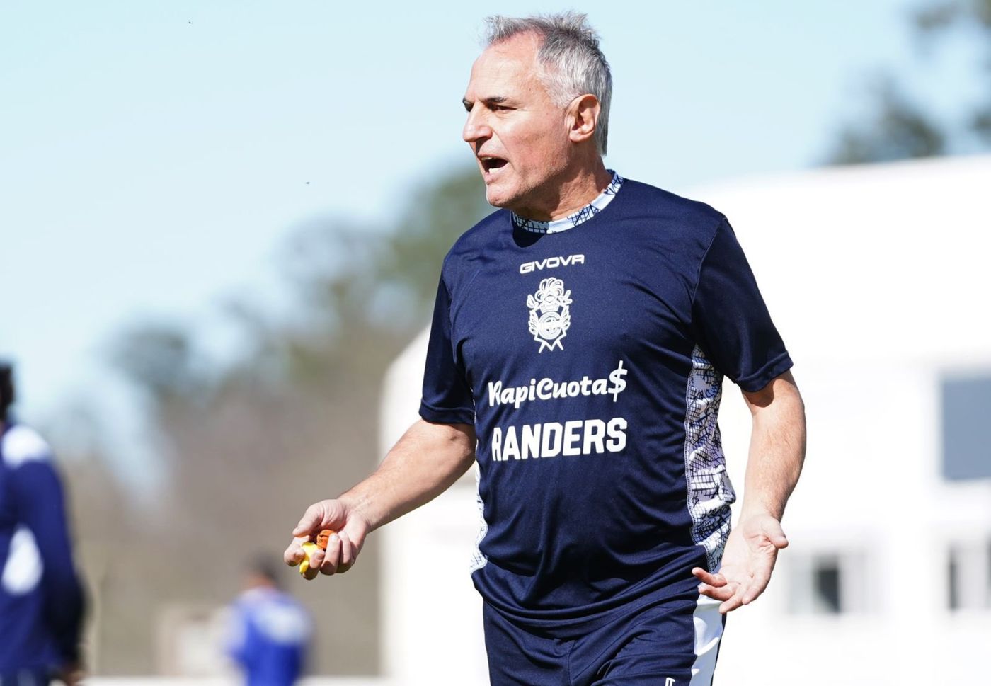 Leonardo Madelón entrenamiento Gimnasia.jpg
