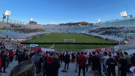 Hinchas de Estudiantes quedaron varados en Bolivia y piden ayuda para volver a Argentina Hinchas de Estudiantes quedaron varados en Bolivia y piden ayuda para volver a Argentina