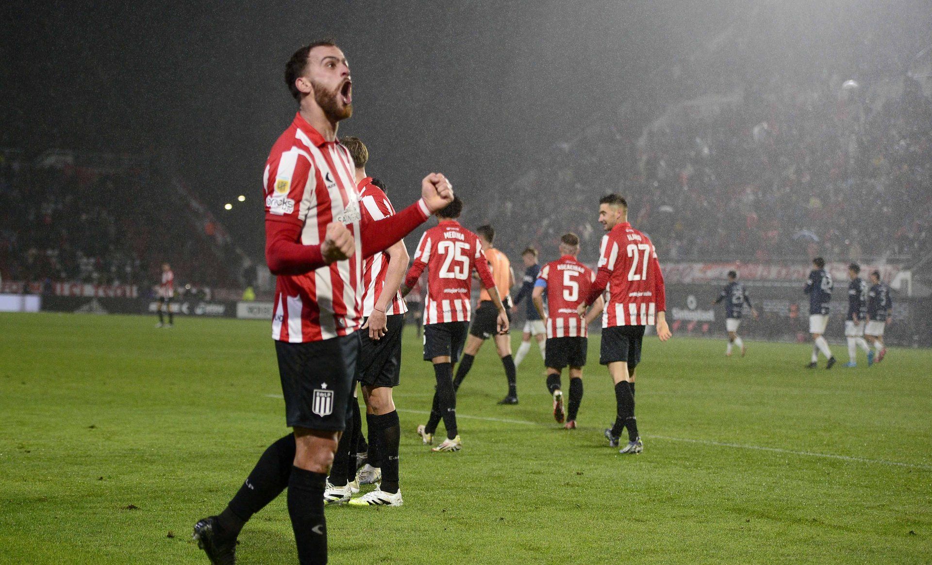 Estudiantes Independiente Rivadavia González Pírez gol