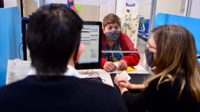 arranco el pago del bono de anses para un nuevo grupo: cuanto es y quienes lo cobran