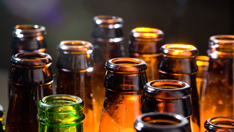 Robó un cajón de cervezas en Berisso, intentó venderlo y lo descubrieron Robó un cajón de cervezas en Berisso, intentó venderlo y lo descubrieron