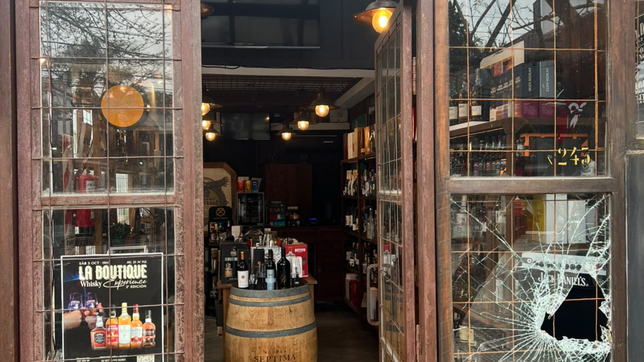 robaron una whiskeria y se llevaron seis botellas de jack daniels