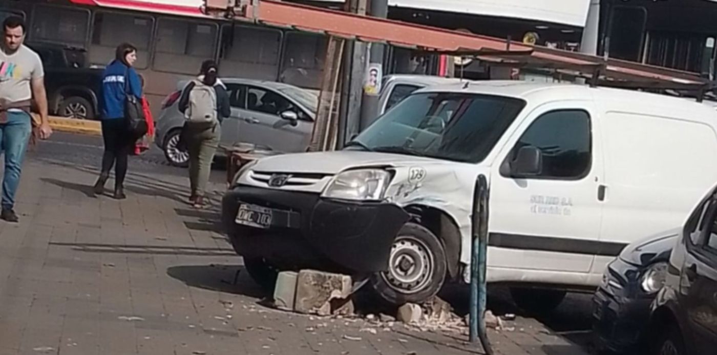 1658857801902.jpeg?x=4&y=435&width=1100&height=550&rotate=0&scaleX=1&scaleY=1&ow=1125&oh=1500&&cw=1920&ch=950