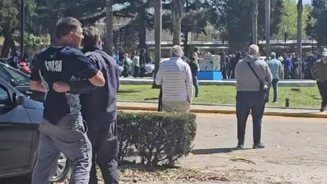 enfrentamiento a tiros en el hipodromo de la plata con al menos dos heridos