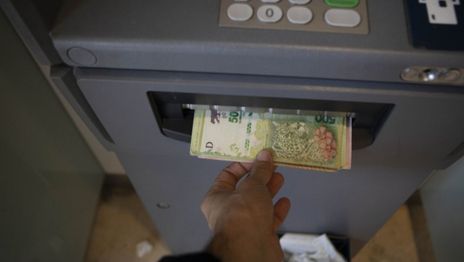 Un sector de trabajadores acordó una suba del 20% y un bono especial de $35.000