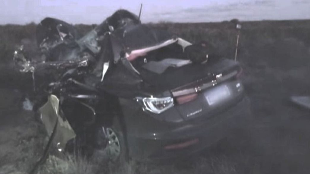 Un conductor perdió el control en plena ruta, chocó contra un camión y hay tres muertos