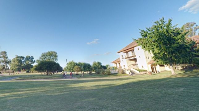 denuncian que amenazaron con un machete a tres chicas para robarles en el parque ecologico