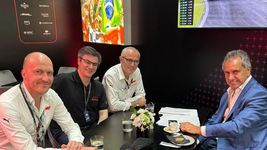se realizo una reunion clave para que la formula 1 vuelva a la argentina