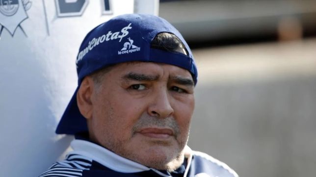 ¿quien es quien y de que acusan a cada uno de los 8 imputados por la muerte de maradona?
