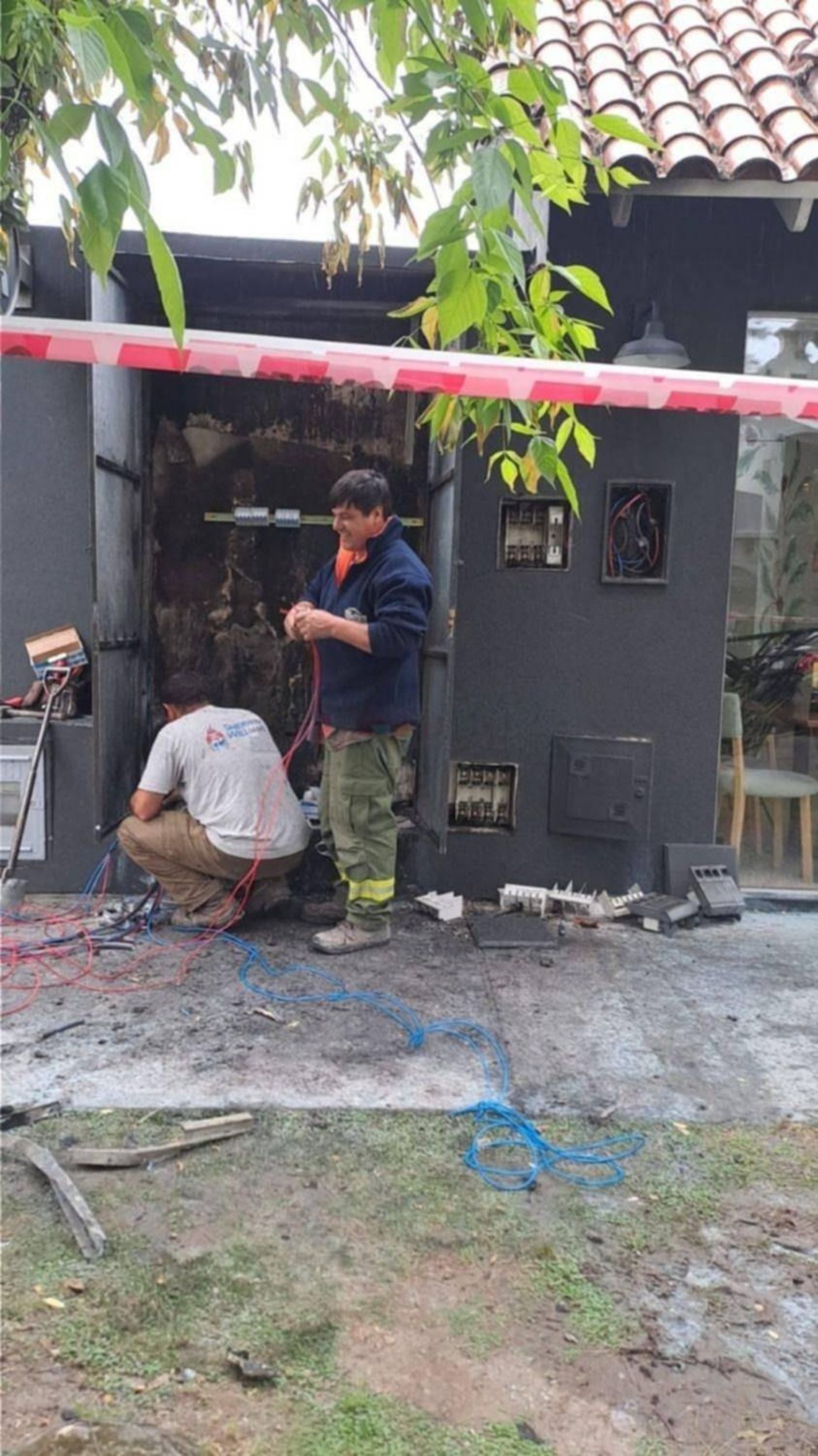 Por fortuna no se registraron heridos tras el principio en el Caf&eacute; Mart&iacute;nez de City Bell