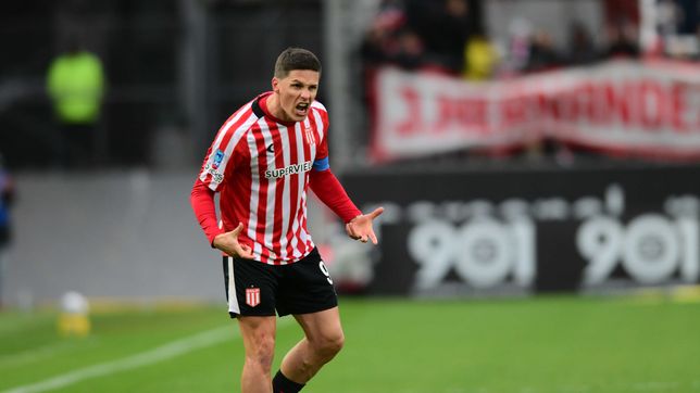 0221.com.ar | Estudiantes Platense Carrillo festejo gol