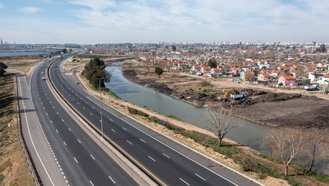 AUBASA y la Provincia confirmaron la licitación de dos grandes obras en puntos clave de La Plata AUBASA y la Provincia confirmaron la licitación de dos grandes obras en puntos clave de La Plata