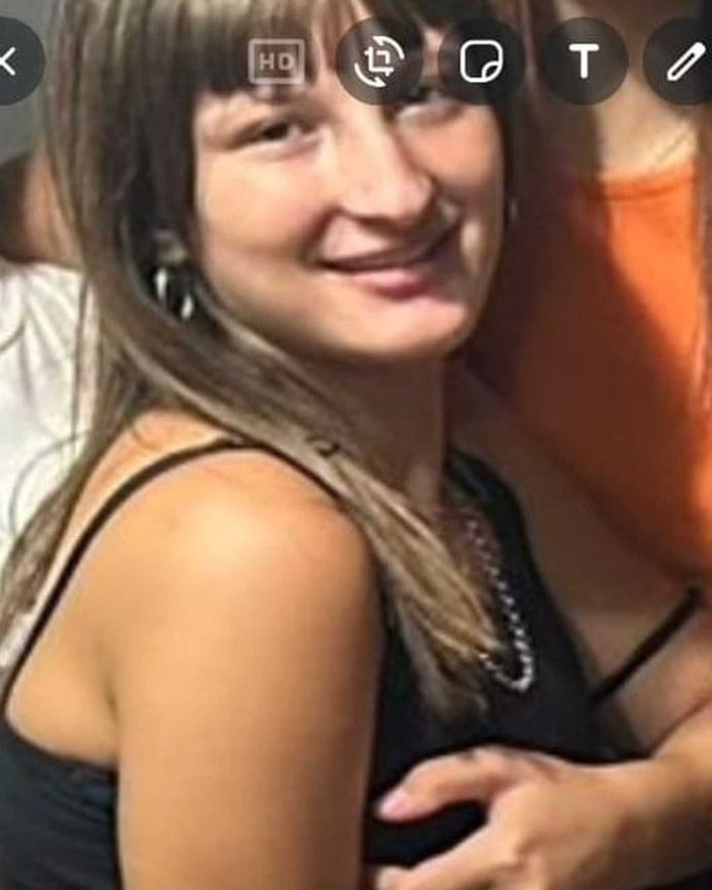 Lola Luciana Balacco tiene 13 años y es de Ensenada, donde es buscada por sus familiares y amigos. Lola Luciana Balacco tiene 13 años y es de Ensenada, donde es buscada por sus familiares y amigos.