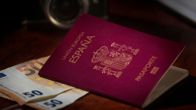 vence el plazo para obtener la ciudadania espanola por la ley de nietos: ¿hasta cuando hay tiempo?