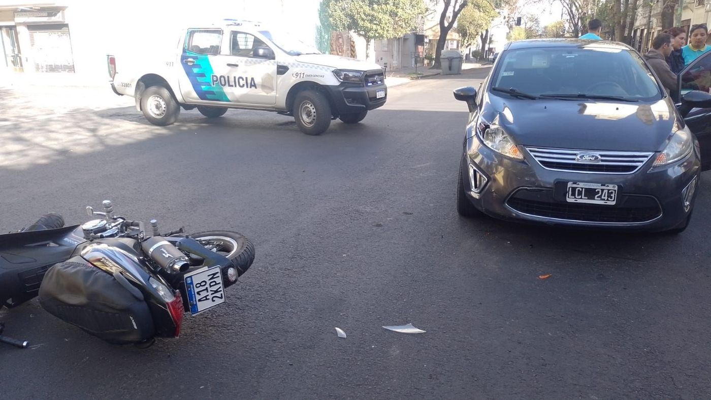 El choque en 3 y 47 de La Plata El choque en 3 y 47 de La Plata