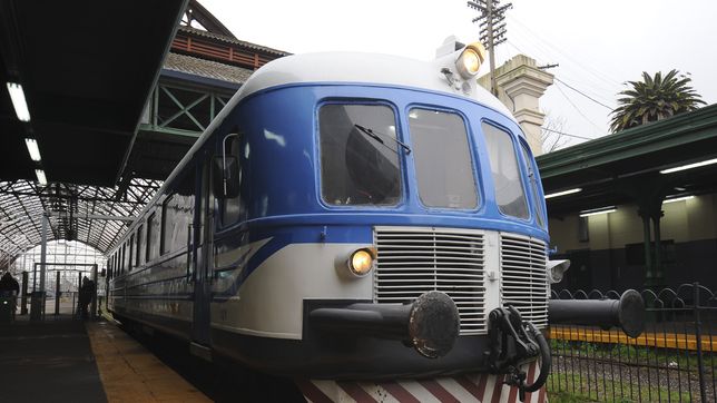 el tren universitario de la plata tendra un recorrido especial y gratuito por los 114 anos del meridiano v