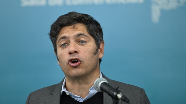 kicillof dijo que milei esta haciendo un desastre que afecta a toda la economia bonaerense