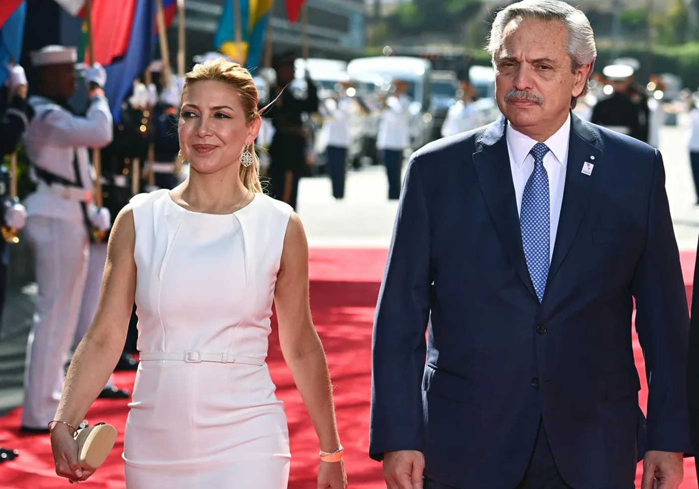 Alberto Fernández está acusado de pegarle a Fabiola Yánez cuando era presidente.