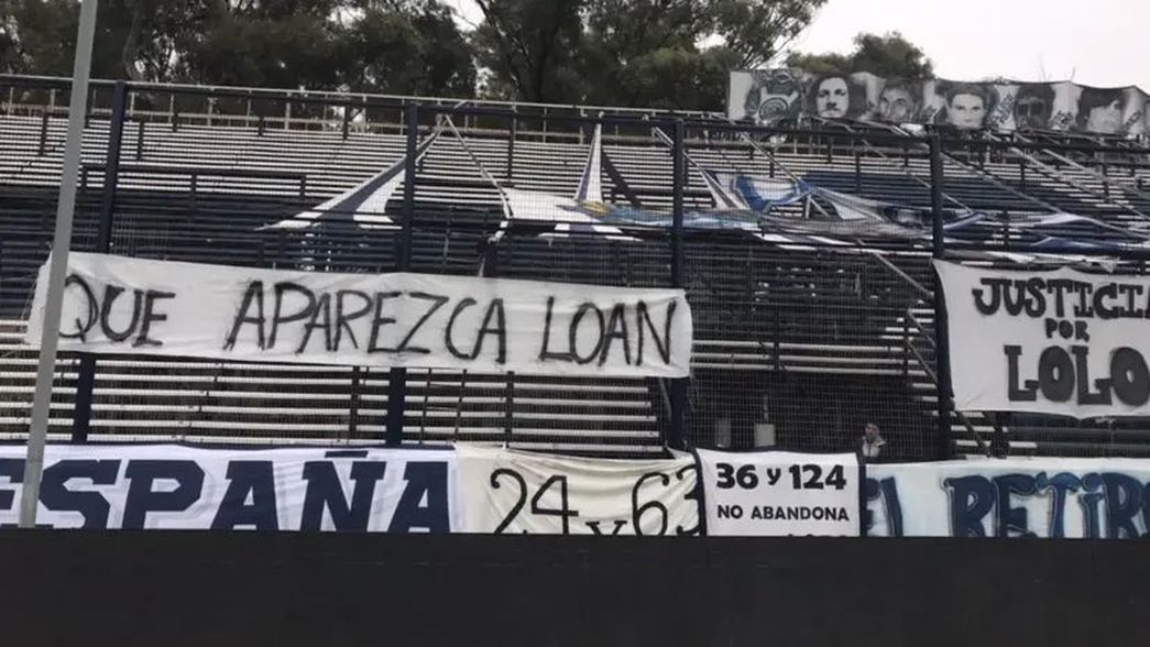 La bandera que colgaron los hinchas de Gimnasia pidiendo por la aparición de Loan