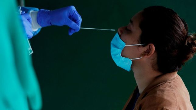 suben los casos de covid-19 en argentina por el impacto de otra subvariante