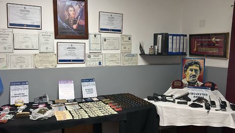 Narcotráfico en La Plata: detuvieron a un empleado del Hospital de Niños acusado de vender droga en un kiosco Narcotráfico en La Plata: detuvieron a un empleado del Hospital de Niños acusado de vender droga en un kiosco