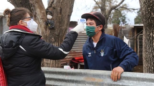 la plata rompio la barrera de los 9 mil casos y sumo otras cinco muertes