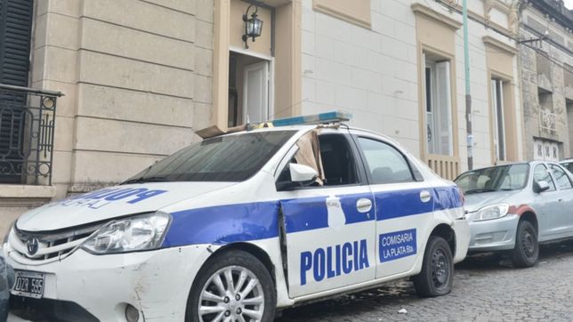 amenazaron a un vecino de tolosa cuando llegaba a su casa, le robaron la moto y escaparon