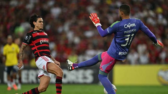 rechazo a estudiantes que ofrecio millones por el y cometio un insolito error que condeno a su equipo