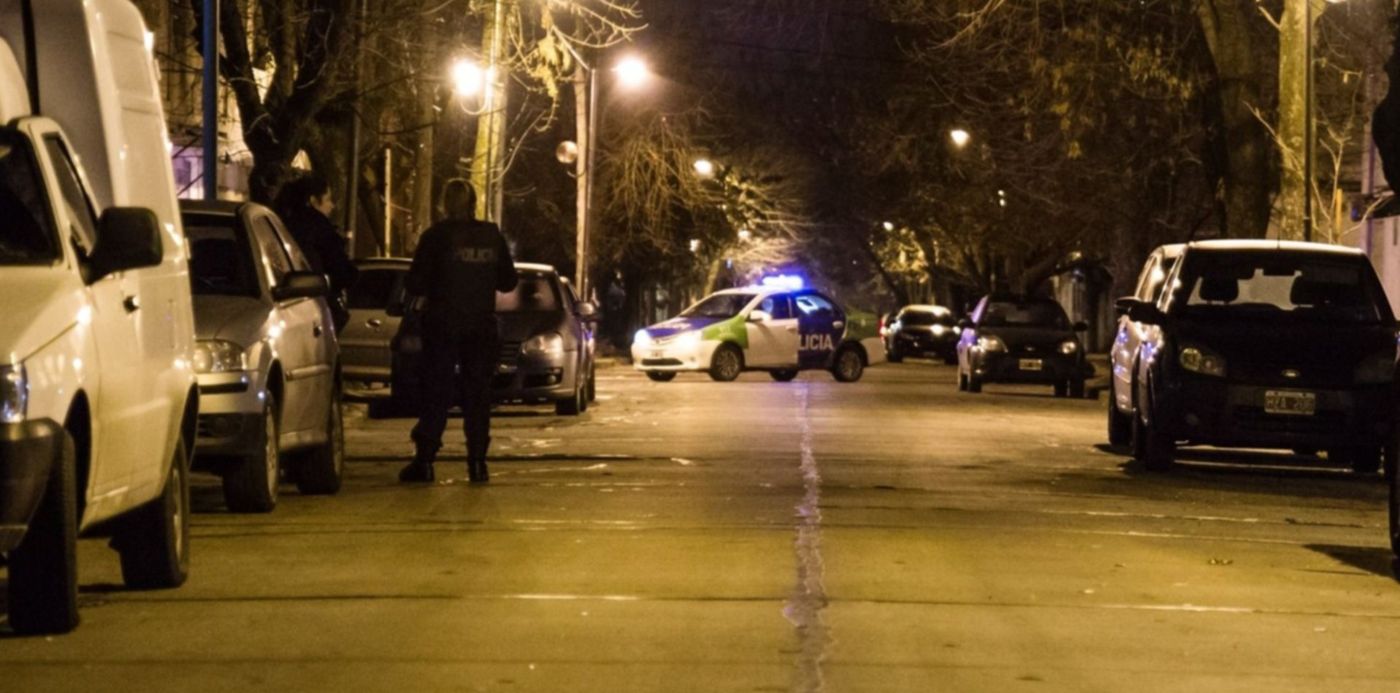 1543257857046.jpg?x=9&width=1489&scaleY=1&ow=1500&y=149&height=744&rotate=0&scaleX=1&oh=1007&&cw=1920&ch=950