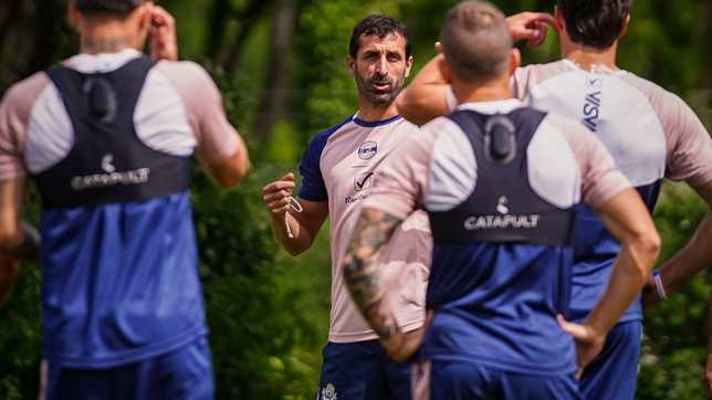 gimnasia acelero con la reduccion del plantel y definio las ultimas dos salidas