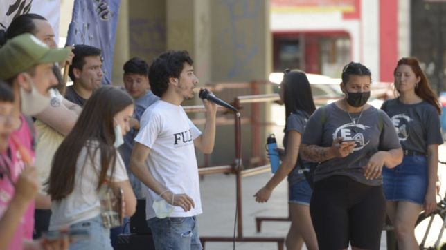 estudiantes universitarios reclamaron que vuelva a implementarse el boleto estudiantil