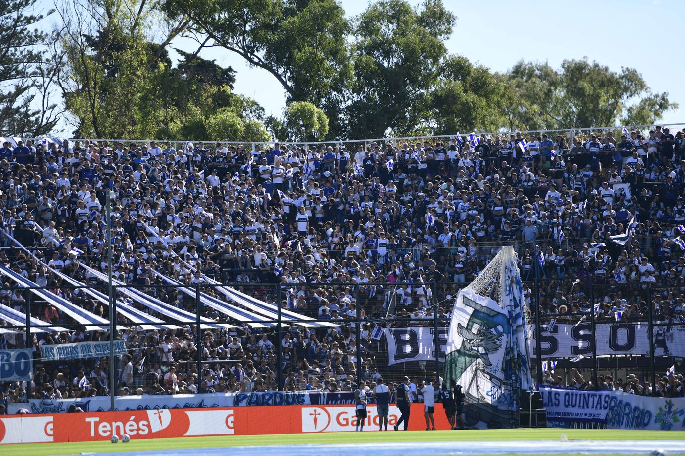 Gimnasia Estudiantes Clásico Platense Hinchada Bosque