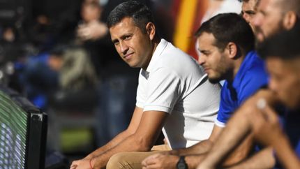 Flores dirige su primer entrenamiento en Gimnasia y empieza la acción en Estancia Chica