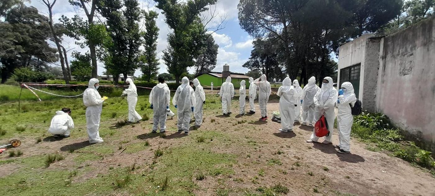 Los alumnos desarrollaron su trabajo en una zona rural de Los Hornos.