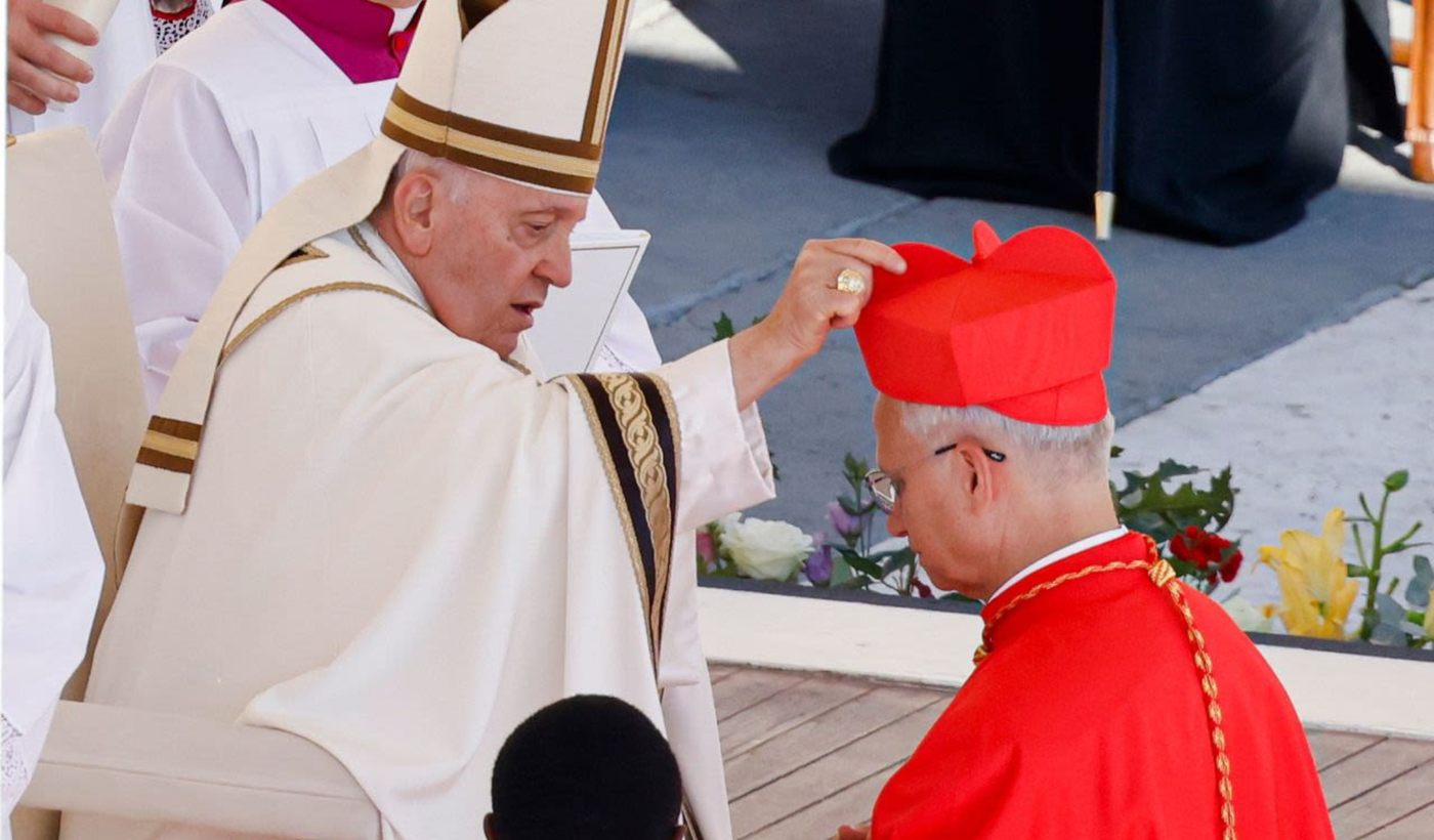 Prevost y el papa Francisco 1.png