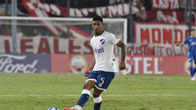 gimnasia avanzo por un refuerzo para el mediocampo