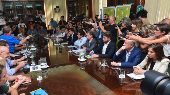 video: asi fue el incidente en plena negociacion que suspendio la paritaria docente