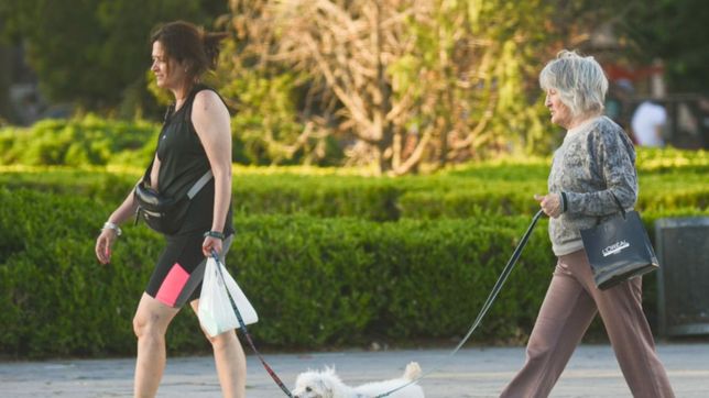 el calor no da tregua y arranca otra jornada con mas de 30°c en la plata