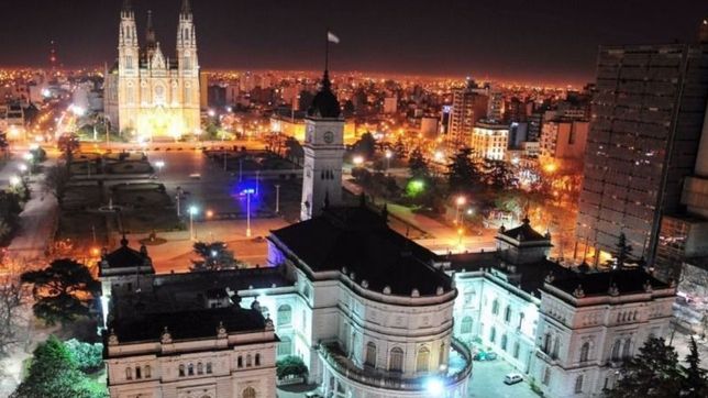 el avistaje de ovnis en la plata, una charla con material inedito y a prueba de escepticos