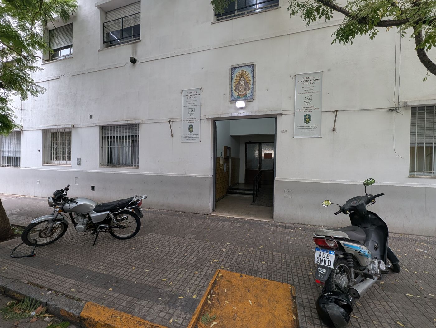escuela nuestra señora d lujan niños armados