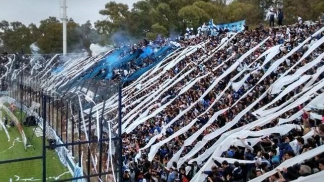 vizzotti hablo sobre el regreso de las hinchadas en los estadios