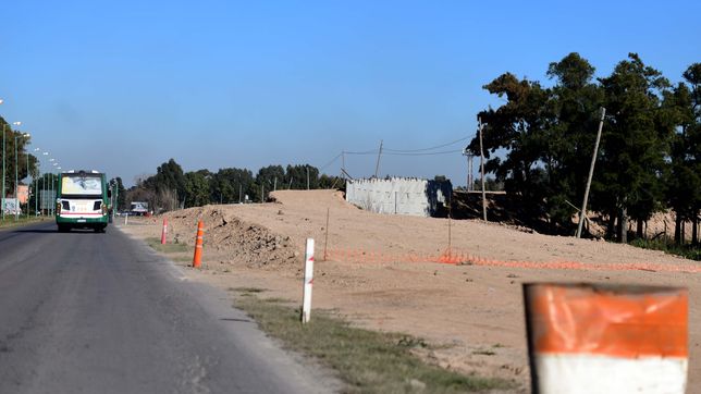 avanzan las obras de repavimentacion del transitado camino rivadavia