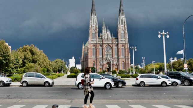 la municipalidad levanto el aviso por tormentas, vientos y granizo en la plata