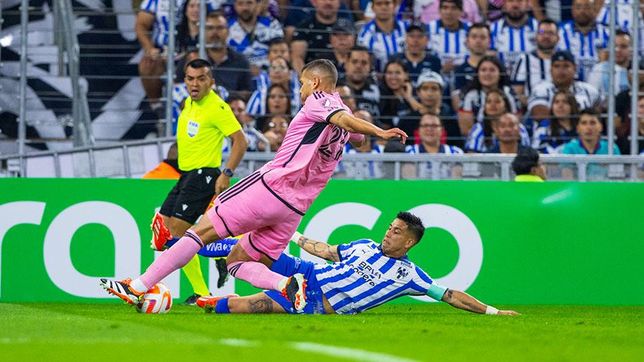 el blooper de maxi meza en la victoria sobre el inter miami de lionel messi