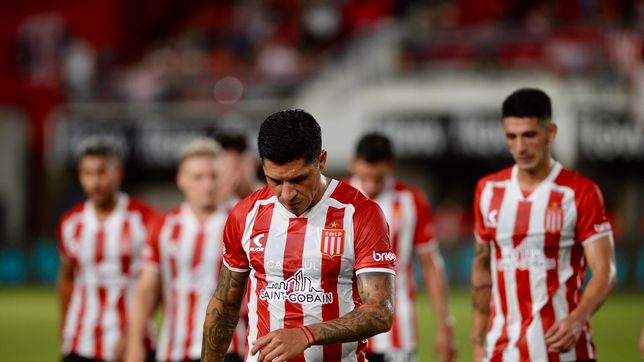 estudiantes con la guardia alta y los hinchas en alerta tras la eliminacion de talleres