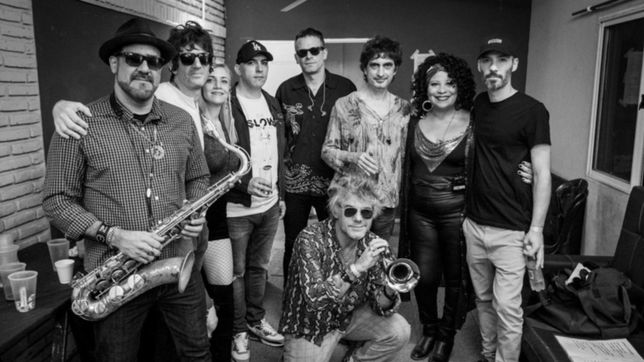 ypf dice presente en un recital de los fundamentalistas del aire acondicionado